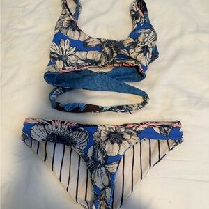 Maaji reversible Floral Blue Bikini Set size small